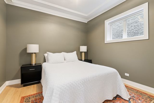 1922 W Belmont Avenue 3, Chicago, IL 60657