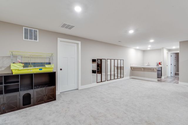3040 N Susan Ln, Mulvane, KS 67110