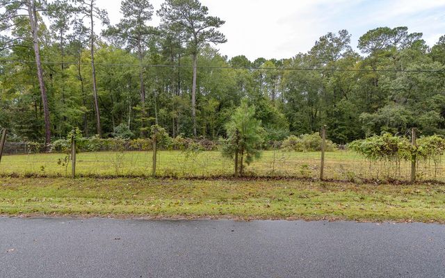 3 Poplar Circle A, Summerville, SC 29483