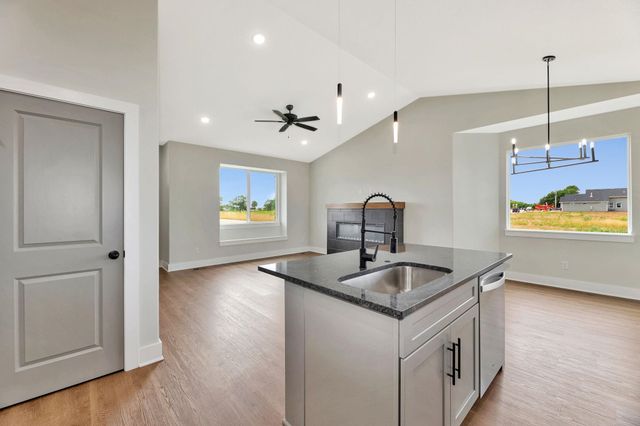 5424 W 42nd Street South, Wichita, KS 67215