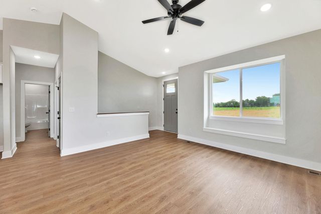 5424 W 42nd Street South, Wichita, KS 67215