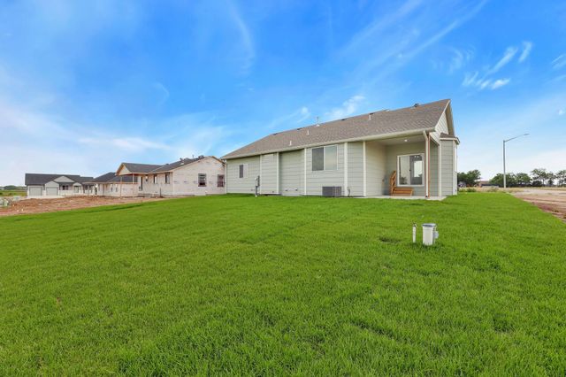 5424 W 42nd Street South, Wichita, KS 67215