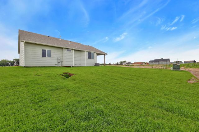 5424 W 42nd Street South, Wichita, KS 67215