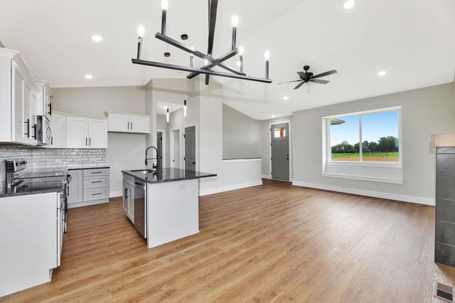 5424 W 42nd Street South, Wichita, KS 67215