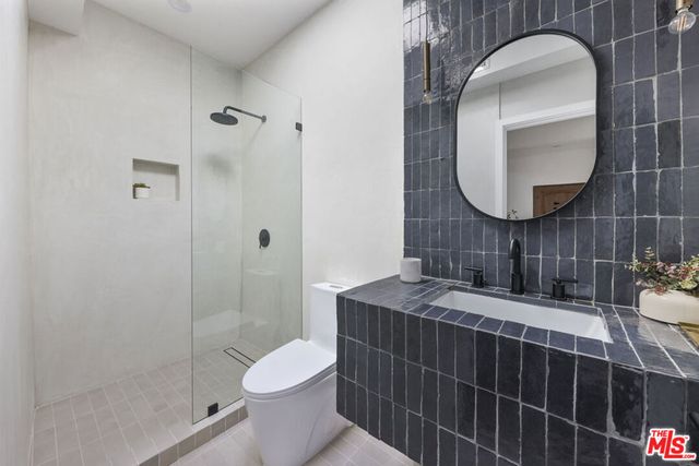 2239 Brier Avenue, Los Angeles, CA 90039