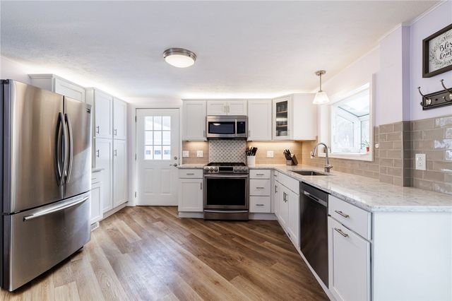 7662 East River Road, Rush, NY 14543