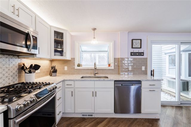 7662 East River Road, Rush, NY 14543