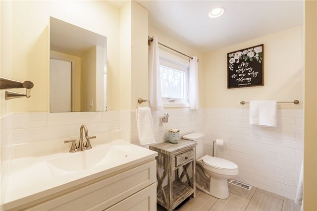 7662 East River Road, Rush, NY 14543