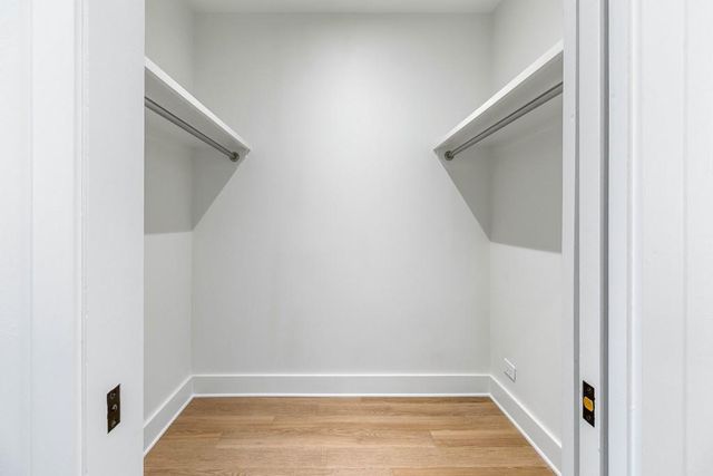 2575 Peachtree Road NE 6G, Atlanta, GA 30305