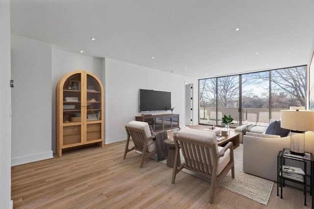 2575 Peachtree Road NE 6G, Atlanta, GA 30305