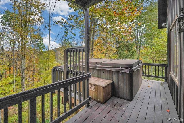 29 Greer Hill Drive, Ellicottville, NY 14731