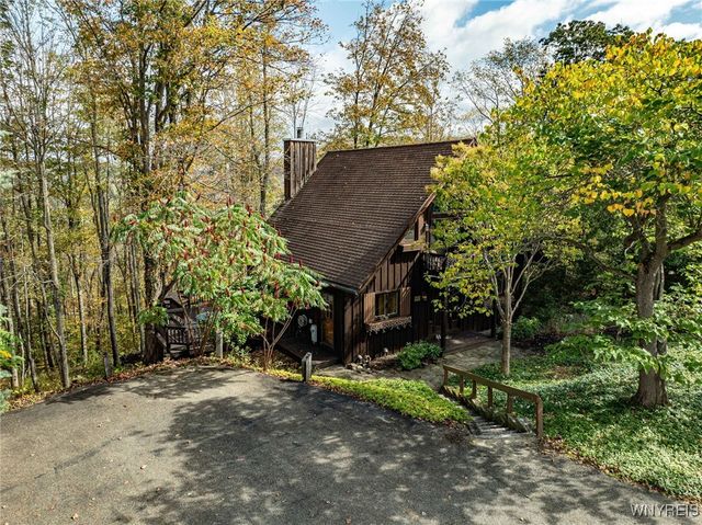 29 Greer Hill Drive, Ellicottville, NY 14731