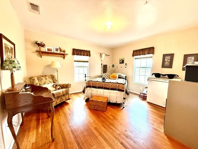 815 E Main Street, Bronte, TX 76933