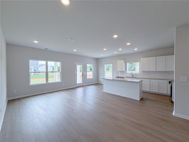 400 Bluegrass Lane, Rockmart, GA 30153