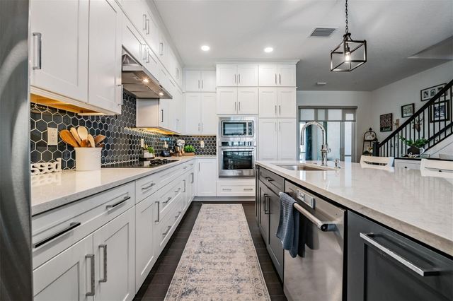 9916 KEY HAVEN ROAD, Seminole, FL 33777