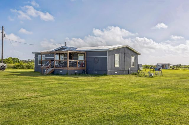 248 County Road 477, Palacios, TX 77465