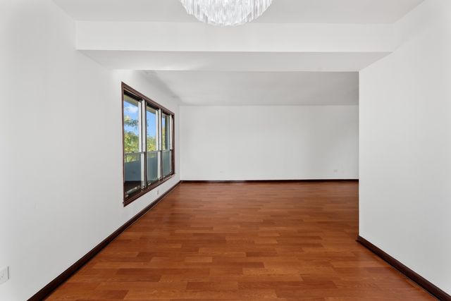 6517 N CALIFORNIA Avenue 303, Chicago, IL 60645