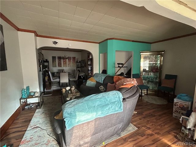133 Newburgh Avenue, Buffalo, NY 14211