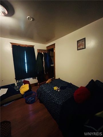 133 Newburgh Avenue, Buffalo, NY 14211