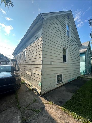 133 Newburgh Avenue, Buffalo, NY 14211