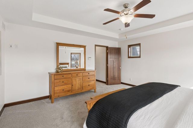 17118 Hollyhock Court, Lakeville, MN 55044