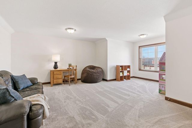 17118 Hollyhock Court, Lakeville, MN 55044