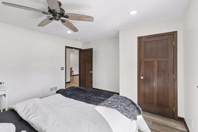 17118 Hollyhock Court, Lakeville, MN 55044