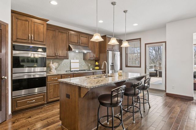 17118 Hollyhock Court, Lakeville, MN 55044