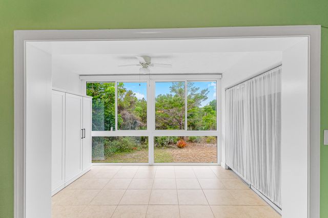 2950 SE Ocean Boulevard 126-6, Stuart, FL 34996