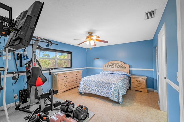 2950 SE Ocean Boulevard 126-6, Stuart, FL 34996