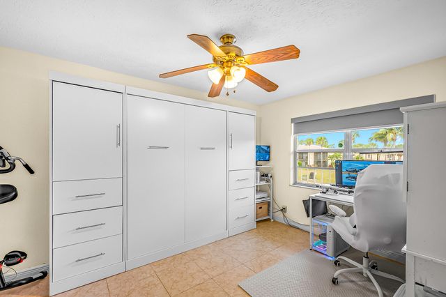 2950 SE Ocean Boulevard 126-6, Stuart, FL 34996