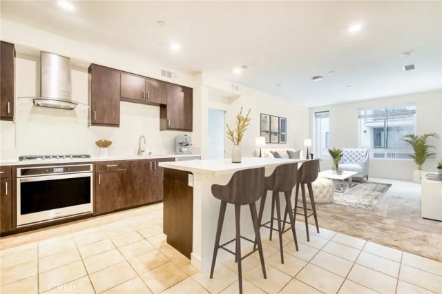 1226 Nolita, Irvine, CA 92612