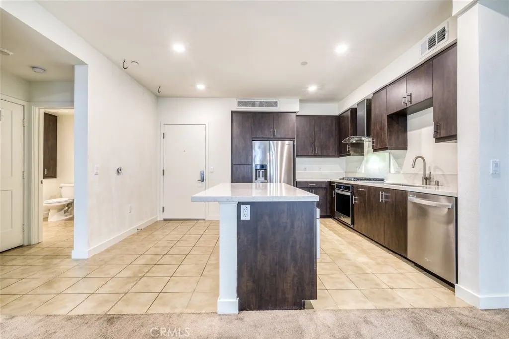 1226 Nolita, Irvine, CA 92612