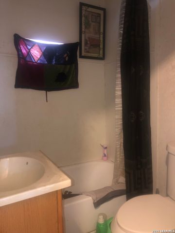 454 Blue Bonnet, San Antonio, TX 78202