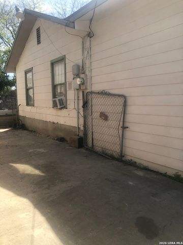 454 Blue Bonnet, San Antonio, TX 78202