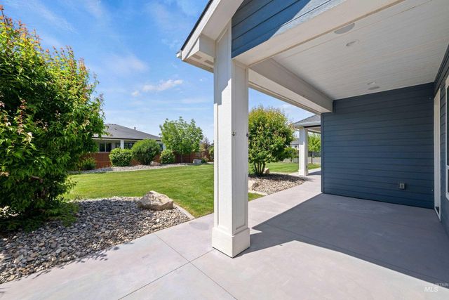 2559 N Synergy Ave., Eagle, ID 83616