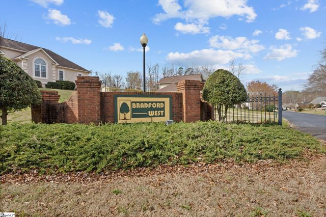 433 Litchfield Drive, Moore, SC 29369