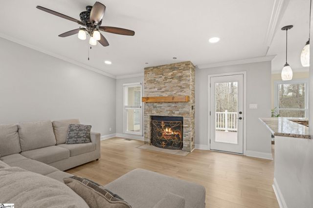 433 Litchfield Drive, Moore, SC 29369