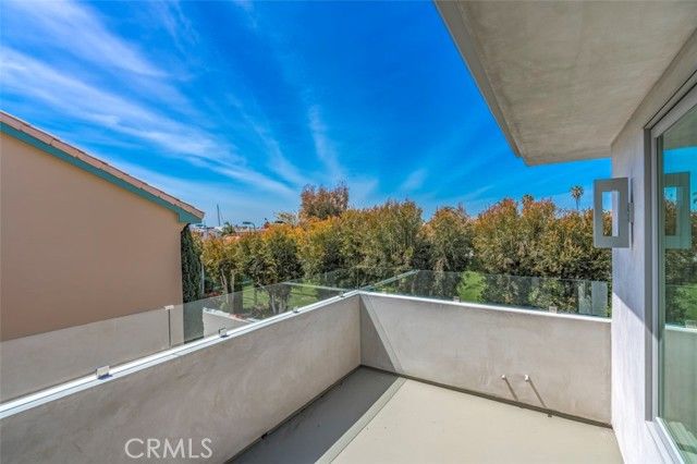 120 Via Trieste, Newport Beach, CA 92663