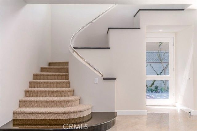 120 Via Trieste, Newport Beach, CA 92663