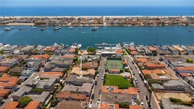 120 Via Trieste, Newport Beach, CA 92663