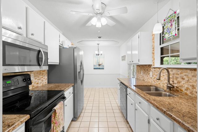 202 Valley View Dr, Smyrna, TN 37167
