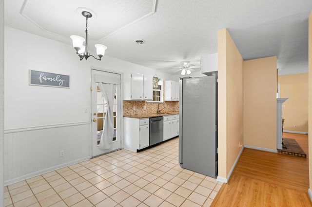 202 Valley View Dr, Smyrna, TN 37167