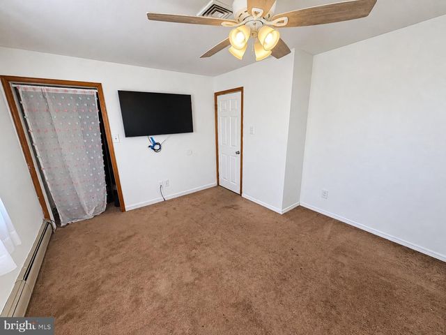 823 OLIVE ST, Langhorne, PA 19047