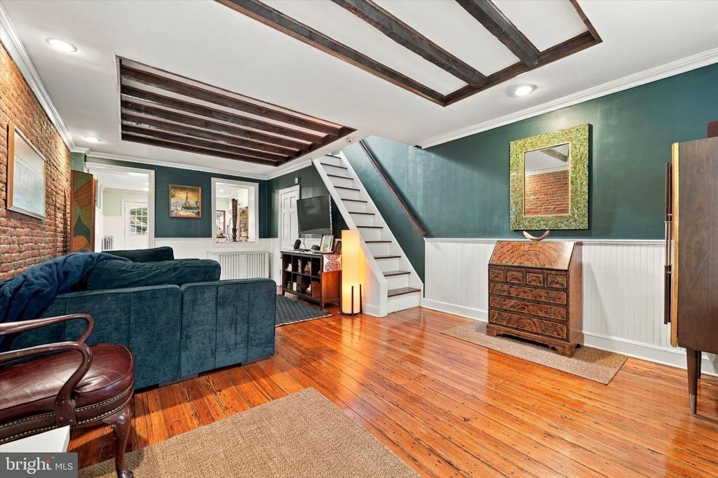 212 W WILDEY ST, PHILADELPHIA, PA 19123 — photo 3