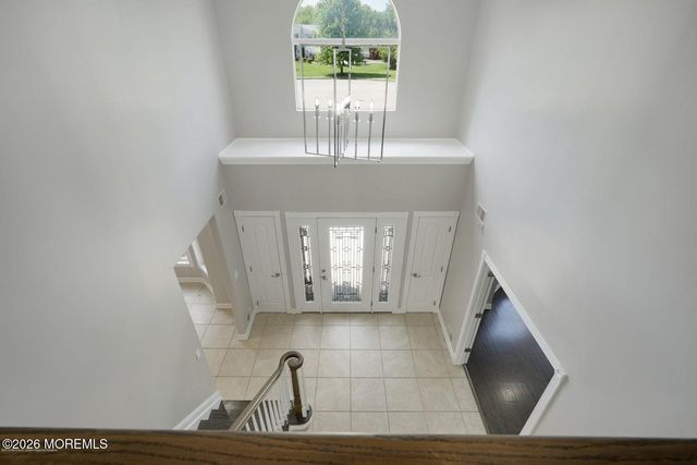 1983 Pamela Court, Toms River, NJ 08755