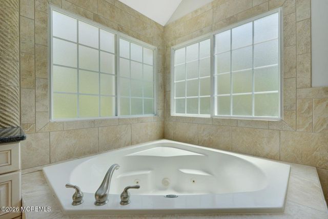 1983 Pamela Court, Toms River, NJ 08755