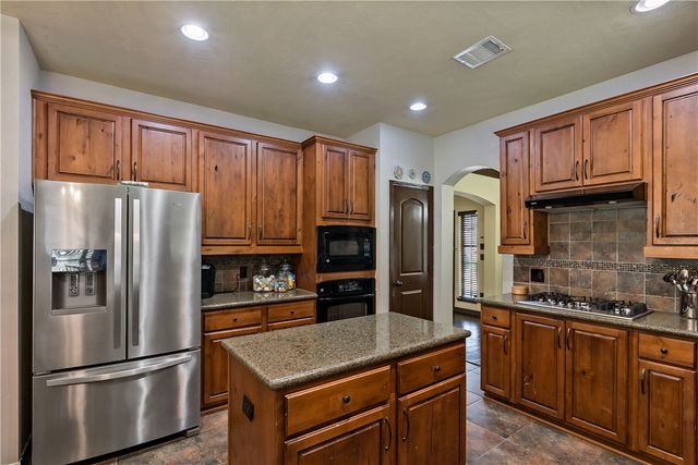 2409 Stone Castle Circle, College Station, TX 77845