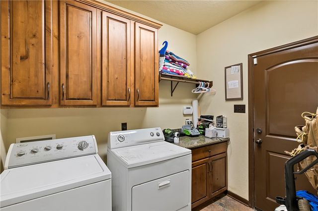 2409 Stone Castle Circle, College Station, TX 77845