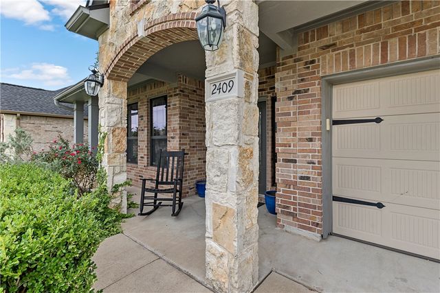 2409 Stone Castle Circle, College Station, TX 77845